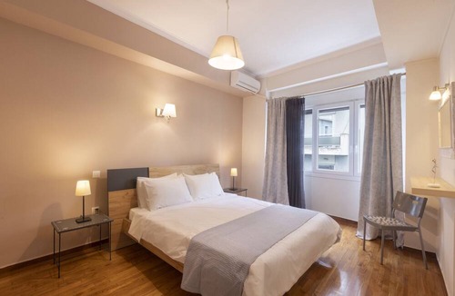 Makrigianni Apartment | Tzireon 16 · Prime Location 2 BR APT next to the A