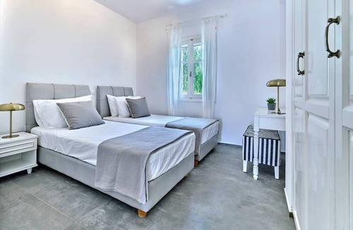 Ampelas Villa | Stagones Luxury Villas