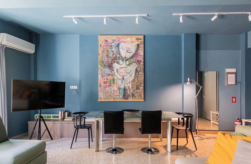 Psirri Apartment | Central Comfy Apt with Private Balcony & Rooftop Access. CT3