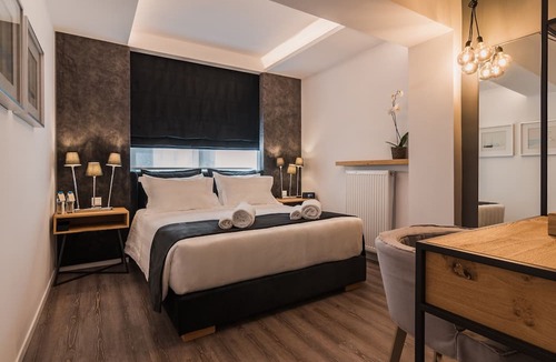 Koukaki Apartment | Acropolis Luxury Living ,Next to Metro Station, 2 Bedrooms, 2 Bathrooms.