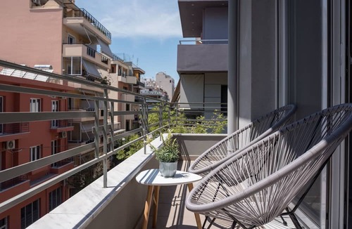 Kinosargous Apartment | 12 Keys Athens Apartments