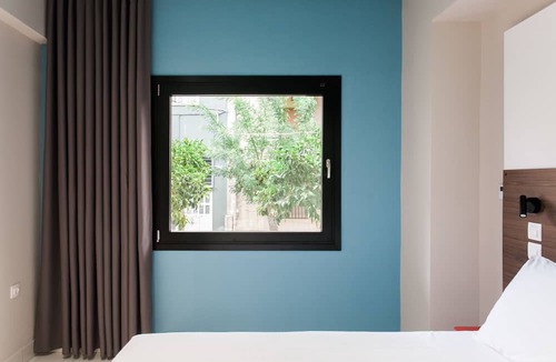 Thissio Apartment | Greece U Around Athens Thissio Suites
