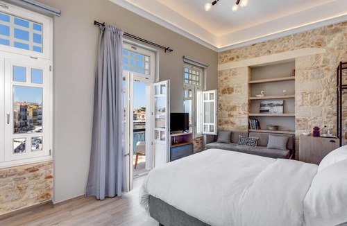 Old Town Apartment | 1924suites Balcony