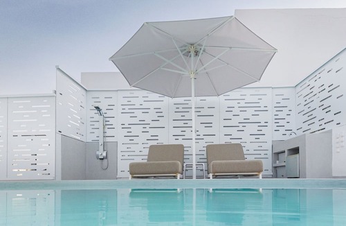 Gazi Apartment | Ma Maison N°5, Private Heated Pool, Acropolis view