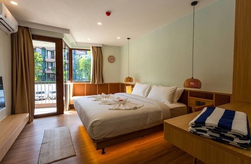 Bophut Apartment | Bright 1BR Condo Pool Gym Easy Access C269