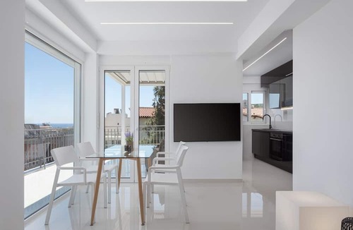 Varkiza Apartment | Athenian Riviera Penthouse Apartment