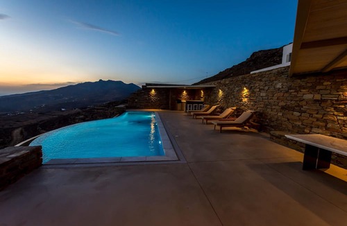 Exomvourgo Villa | ALOS RESIDENCE