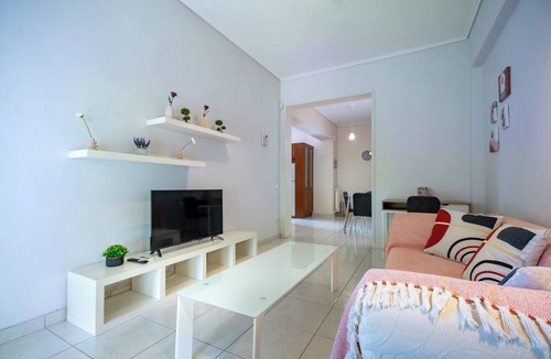 Chalandri Apartment | Urban Nest In Chalandri by MΡS