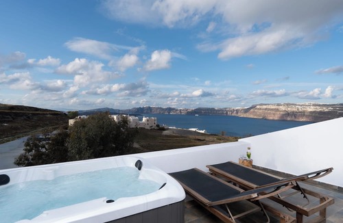 Akrotiri Villa | Zen Villas