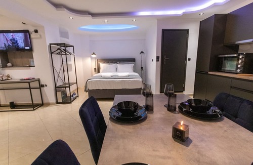 Koum Kapi Apartment | Black suites