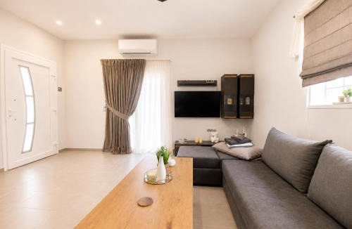 Gortyna House | Clio's house