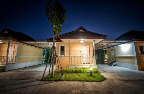 Lop Buri Hotel | ตะวันรีสอร์ทลพบุรี Tawan resort lopburi