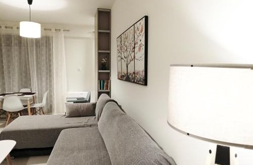 Marousi Apartment | Pearl Suite Marousi & Parking