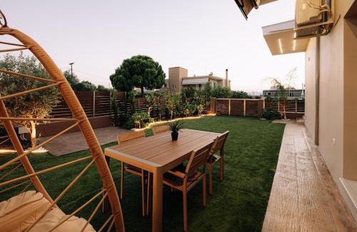 Chalcis House | Chalkida Escape Luxury Garden Retreat