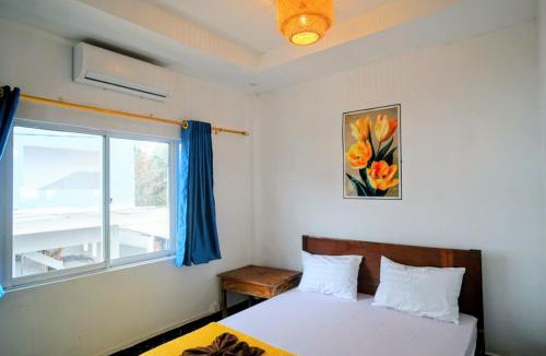 Koh Rong Sanloem Hostel | Yellow Sun M'pay Bay Koh Rong Sanloem