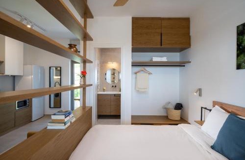 Nerotrivia Hotel | Trigono Suites - Karat