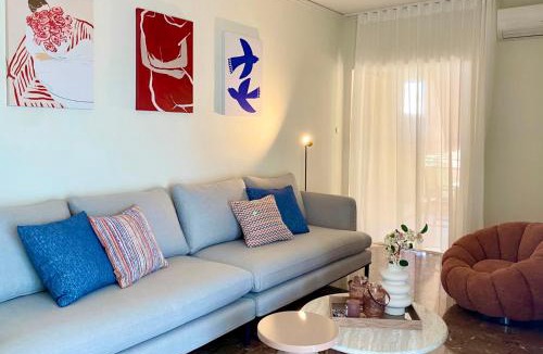 Varkiza Apartment | Red Sunrise Varkiza 2-Bedroom Apartment
