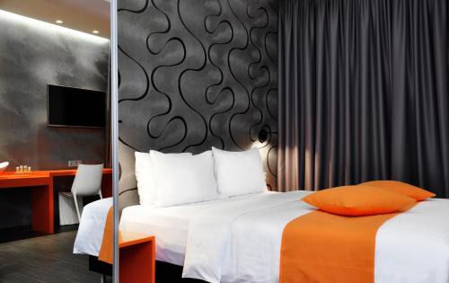Plaka Hotel | Amazon Hotel