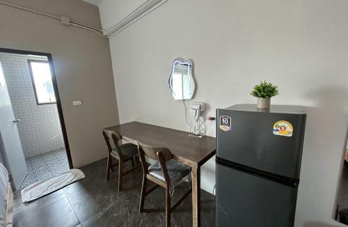 Racha Thewa Hotel | Comfy hotels