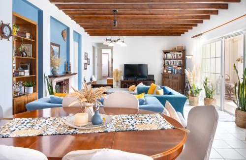 Alinda Villa | Villa peristeri