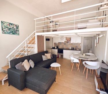 Spata-Artemida Apartment | Loft Suites - by Avelink