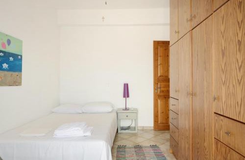 Exomvourgo House | Beach house in Tinos island