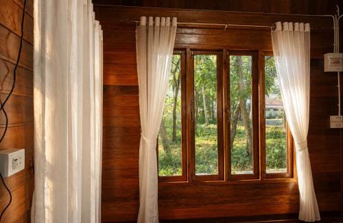 U Thong House | Punnattha House by Peema Villa