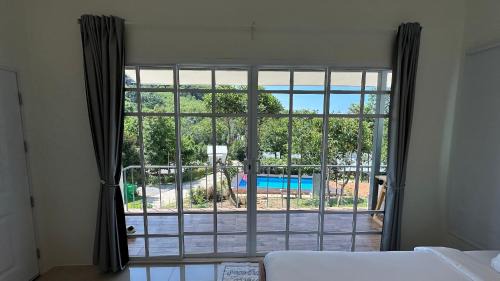 Ban Nok Hotel | Greenery Hill