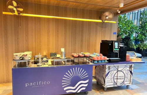 Nana Hotel | Pipa Bangkok Sukhumvit 11 by Kingston Hotels