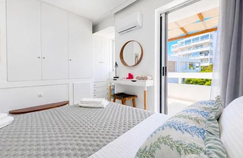 Rafina-Pikermi House | Rafina Blue Horizon Maisonette with Garden by ΜΡS