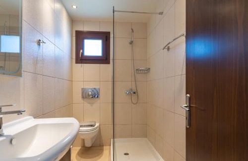 Tingaki House | Agios Ioannis Cozy Houses With Private Pool