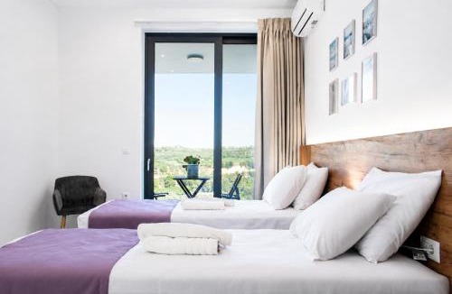 Polemarchi Apartment | Rose Cozy Getaway - 3 Pearls Pool Retreat