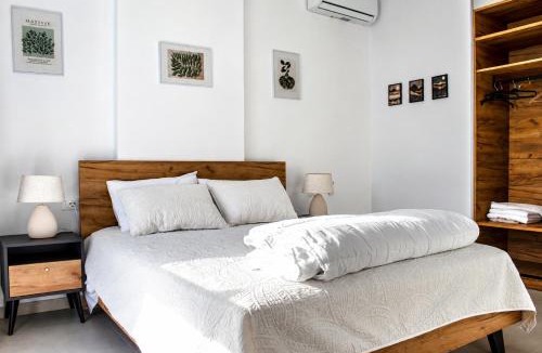 Polemarchi Apartment | Cream Cozy Getaway - 3 Pearls Pool Retreat