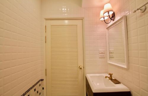 Pratunam Bed & Breakfast | Noursabah Boutique Bed Bangkok