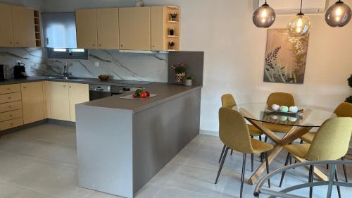 Vari Villa | Naiad Villa