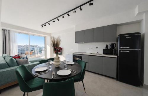 Elliniko Apartment | Costa Elliniko Pool & Beach Sea View DA1