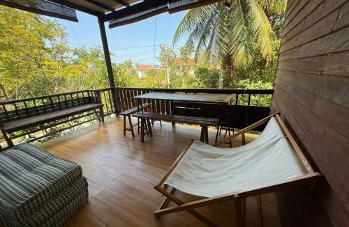 Sam Roi Yot Bed & Breakfast | Golden Mango House