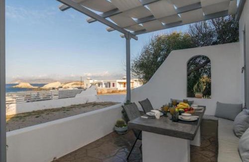 Mandrakia Apartment | Stella's Mandrakia Seaside House
