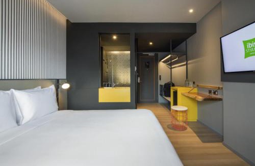 Nana Hotel | ibis Styles Bangkok Sukhumvit 4