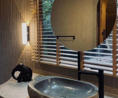 Mae On Hotel | Lazula