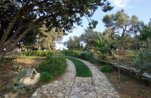 Tilisos House | Rustic Retreat - Private Pool in Nature's Embrace