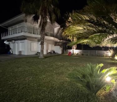 Stylida Villa | Cozy beach home in Faros, Raches