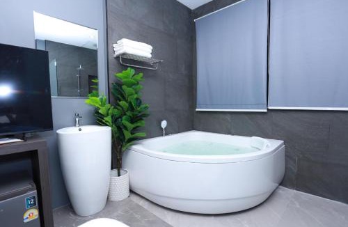 Ratchadaphisek Hotel | HK Villa Resort