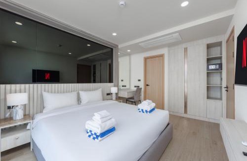 Laguna Apartment | Ozone Сondo Apart Hotel by TropicLook