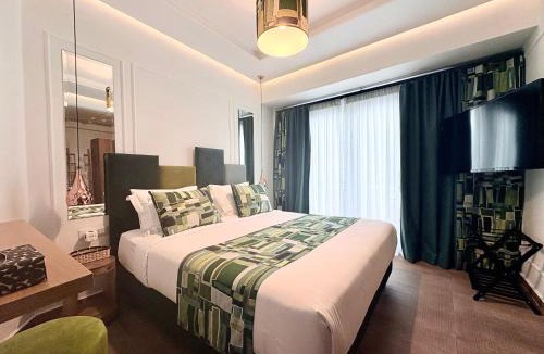 Athens City Centre Apartment | Garment District Suites