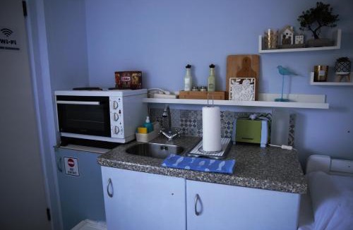 Spata-Artemida Apartment | Bluefullstop-Μπλε Τελεία