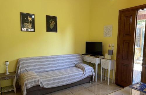 Skala House | Ilias