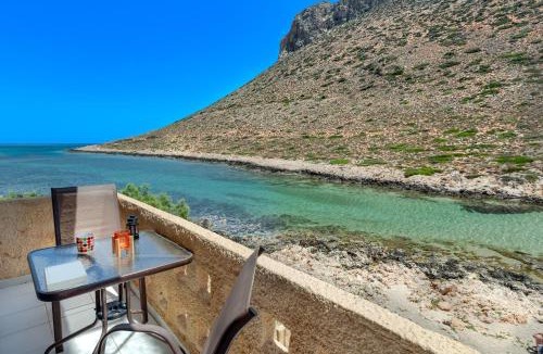Stavros Apartment | Little Bay