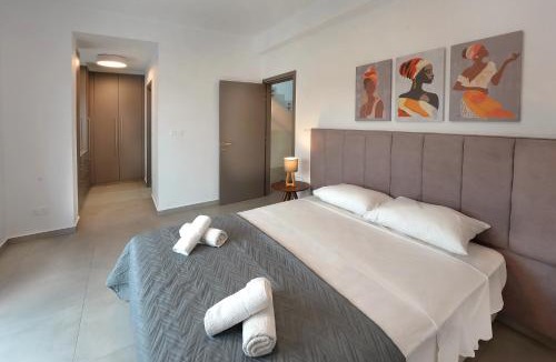 Ayia Napa Villa | Sun and Moon Luxury Villas Ayia Napa