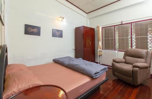Takua Pa Hostel | OYO 75469 Baan Kong Hostel